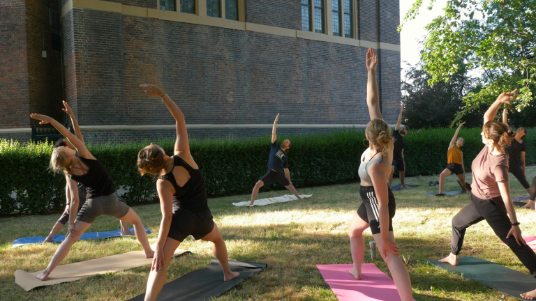 Yoga class Tuesday 3 October, 19:00 @ Nieuwe Sint Jansstraat 35